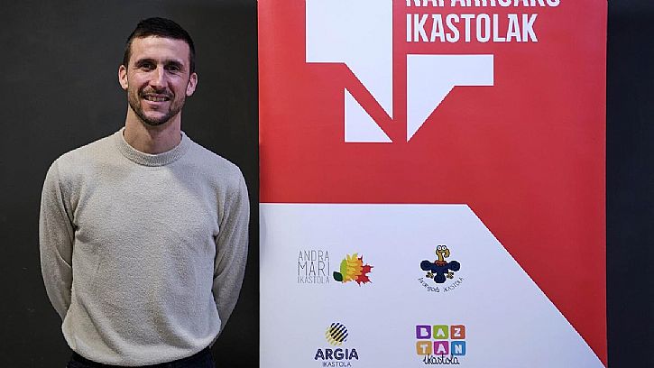 Euskara ikasgeletatik haratago sustatzea: kirola, topaketa eta bizitza partekatua