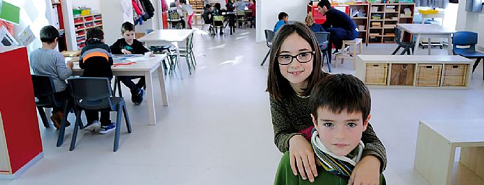 EUSKALDUN ELEANIZTUNA - EUSKARATIK MUNDURA!