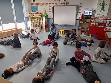 Etxarriko Ikastolan umeen garapen neurologikoa eta motorra lantzen