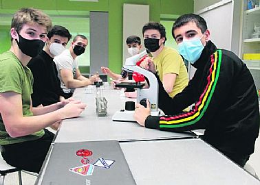 Hezurretarako euskarri biodegradagarriak sortzeko ikerketa