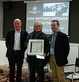Nafarroako Ikastolen saria, Jos Antonio Sistiaga artistarentzat