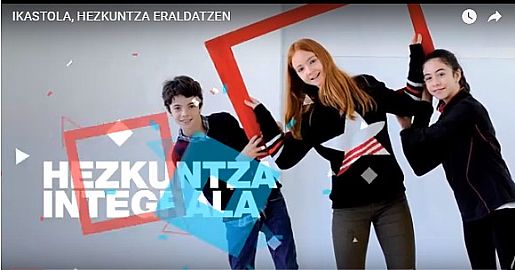 IKASTOLA EREDUA, HEZKUNTZA ERALDATZEN