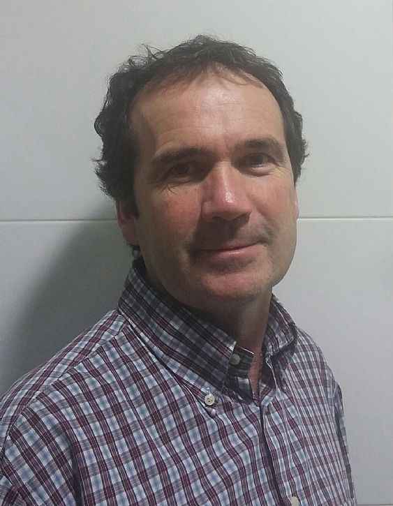 Ayuntamientos e ikastolas: con pelos y seales